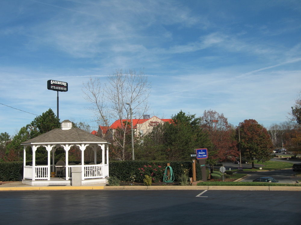 موورسفيل Carolina Inn Of Lake Norman المظهر الخارجي الصورة