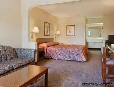 Carolina Inn Of Lake Norman موورسفيل الغرفة الصورة